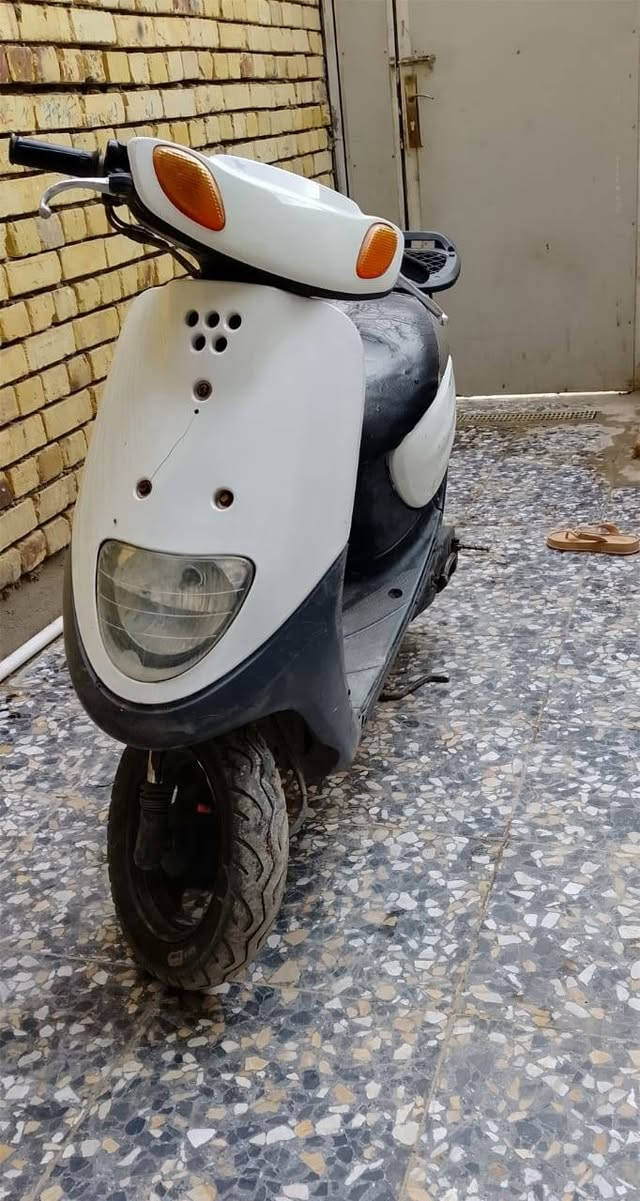 السلام عليكم.
منغولي للبيع او مراوس 
لايت بك لايت. 
قفل ستيرن.. 
شلعه ومعدل تايراته نضيفه كارتون توني شادهن
الدراجه نضيفه بمعنى الكلمه. 
للتوصل.. *********** واتساب او اتصال متواجد
