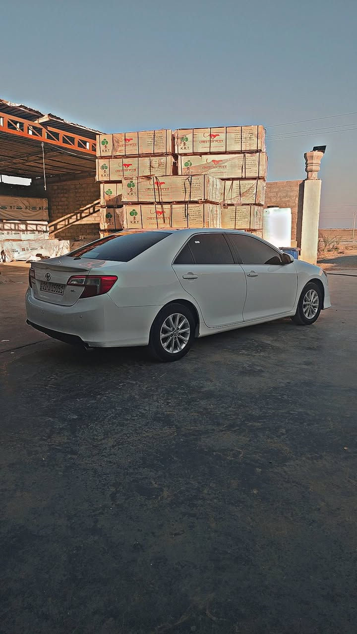 كامري تكسي دبي موديل ٢٠١٤ اصل
 مابيها اي نقص تخم تاير جديد
 كهربايات كلها شغالة
كير مكينه مكفولات 
سعر ب١١٠ 
رقم سليمانية مميز 
للإستفسار اكثر ***********
***********
مكاني ديالى
