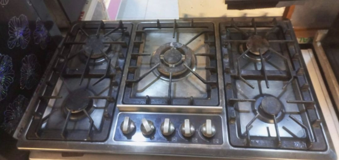 كاونتر المنيوم مترين ونص وسنك مترين ونص وطباخ منظدي ويا الكاونتر شرط النظافة للبيع العنوان كركوك.


**إذا كنت صاحب هذا الإعلان وتريد حذفه لأي سبب، رجاءا أرسل رسالة إلى الدعم الفني**