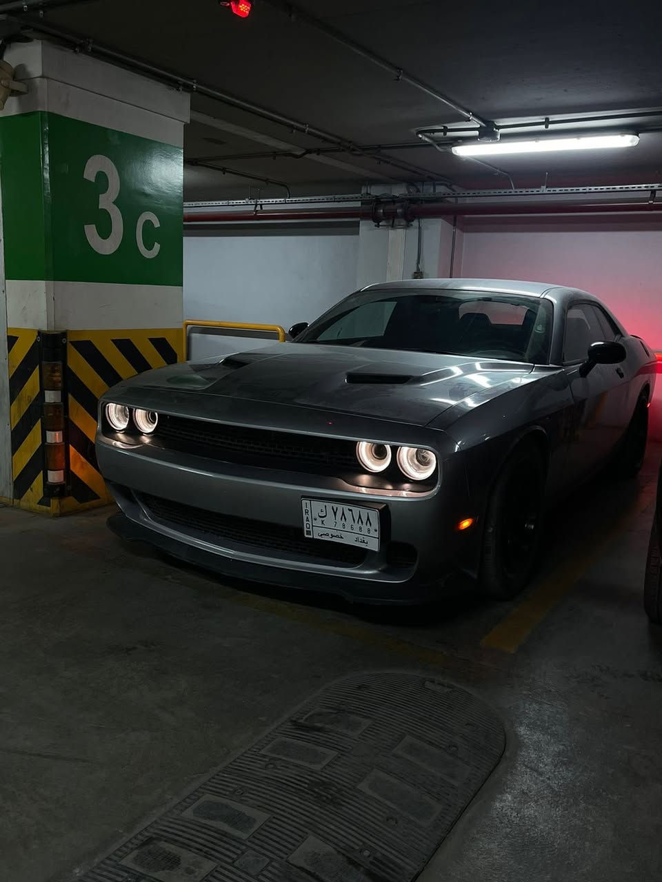 سيارة جالنجر 2016 sxt
ماشية 106 الف ميل /170 الف كيلو
بغداد خصوصي بأسمي تحويل نفس اليوم 
بصمة
كامرة خلفيه
نقط عمياء
شاشه حجم كبير
الدشبول مزود بطلاء مائي 
ويل 20 توسايز
ويل مشيف 
بوابه مال كزوز
كير ومكينه كفاله 
منضومة زنون اصلية
تخم تايرات جديد
تبريد كفاله 
كروس مال سرعه 
تحكمات ستيرن
سياره منصايه اصبعين تقريباً للجماليه
الضرر/
ملاحظات بسيطه +
بارد خفيف جداً جاملغ خلف السائق + كلير
 باب السائق صبغ 
خشم البنيد من جهه اليمنه معدل 
بنيد ضربة امريكه معدل 
اكو جراد على البنيد والقماره والصندوق خفيف 
اثر لاسق جان على طول سياره خطوط ثنين بلنص 
صدر امامي 50%
السعر : 135$
بغداد زعفرانيه
للتواصل ***********
