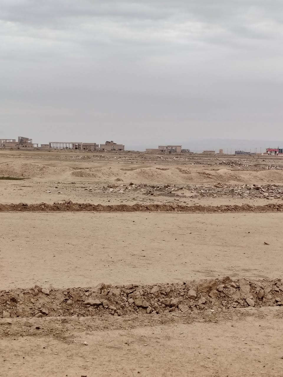 السلام عليكم قطعه ارض للبيع الموقع قرب جامعه الشرقاط الجديده (التصنيع العسكري)  المساحه 2دونمم
الاتصال عل الرقم *********** ***********
