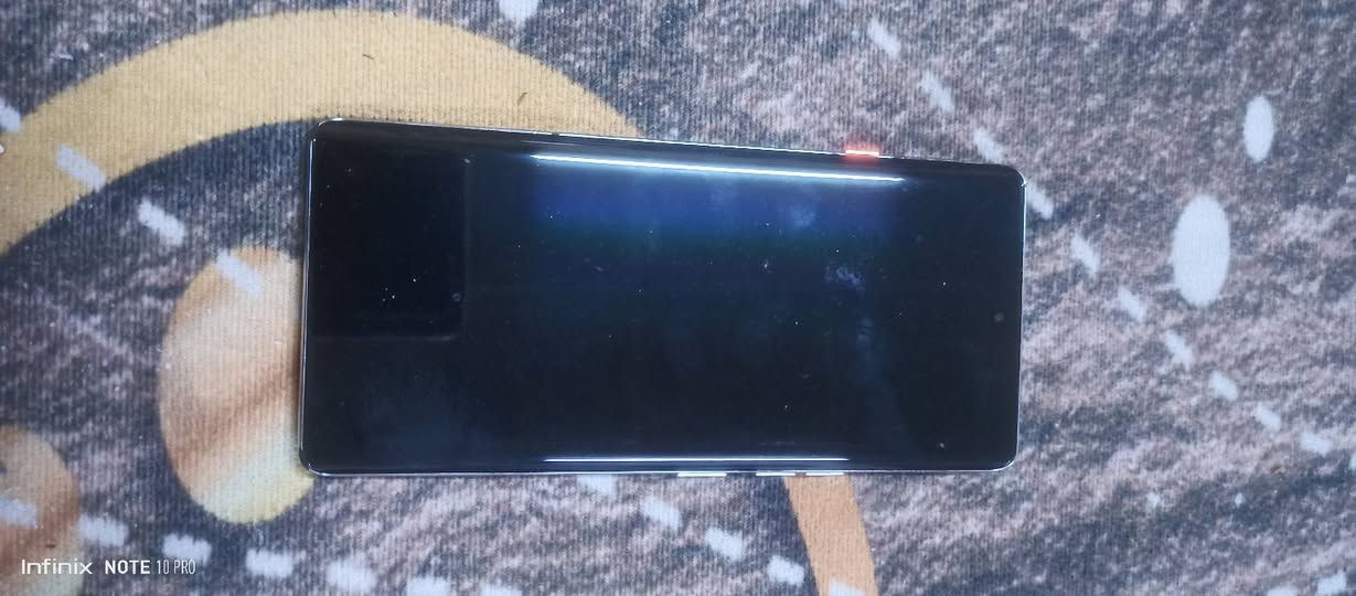 سلام عليكم
تكنو كامنو 40برو 5G شاشة مبدله السعر 400


**إذا كنت صاحب هذا الإعلان وتريد حذفه لأي سبب، رجاءا أرسل رسالة إلى الدعم الفني**