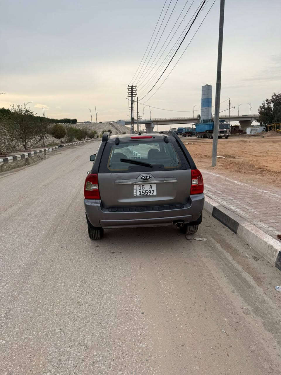 السلام عليكم
سياره سبورتج موديل 2007 
مصبوغه جماليه بدون ضرر بيع مستعجل 
92 وبيها مجال للشراي
مكانهه بغداد المنصور
***********
