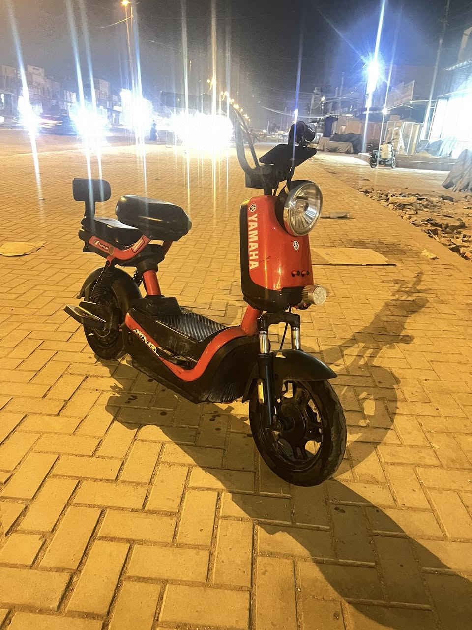 سلام عليكم دراجه شحن حجم 14. بصمه سويج مديل 2025من شركةYAMAHAاليابانيه. سعر250الف بيها مجال لطيبين مكاني بغداد لتواصل ***********واتس
