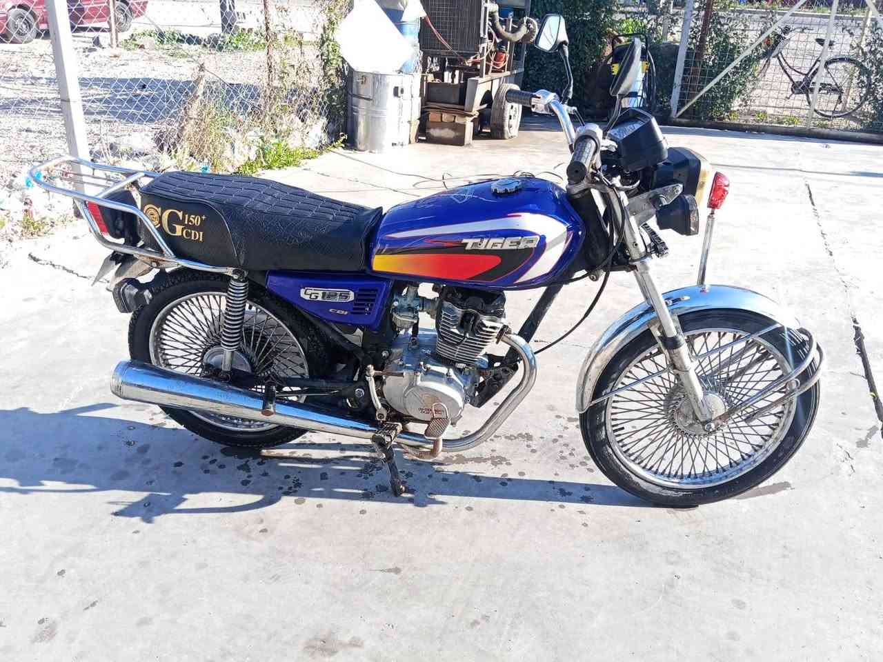 اخوان تايكر ٢٠ دراجه نضيفه اوراق كامل كهربائيات كلها شغال سعر ٣٢٥ وبيها حك جيا شراي ينتصل ويدلل مكاني ديالى مقداديه ***********...
