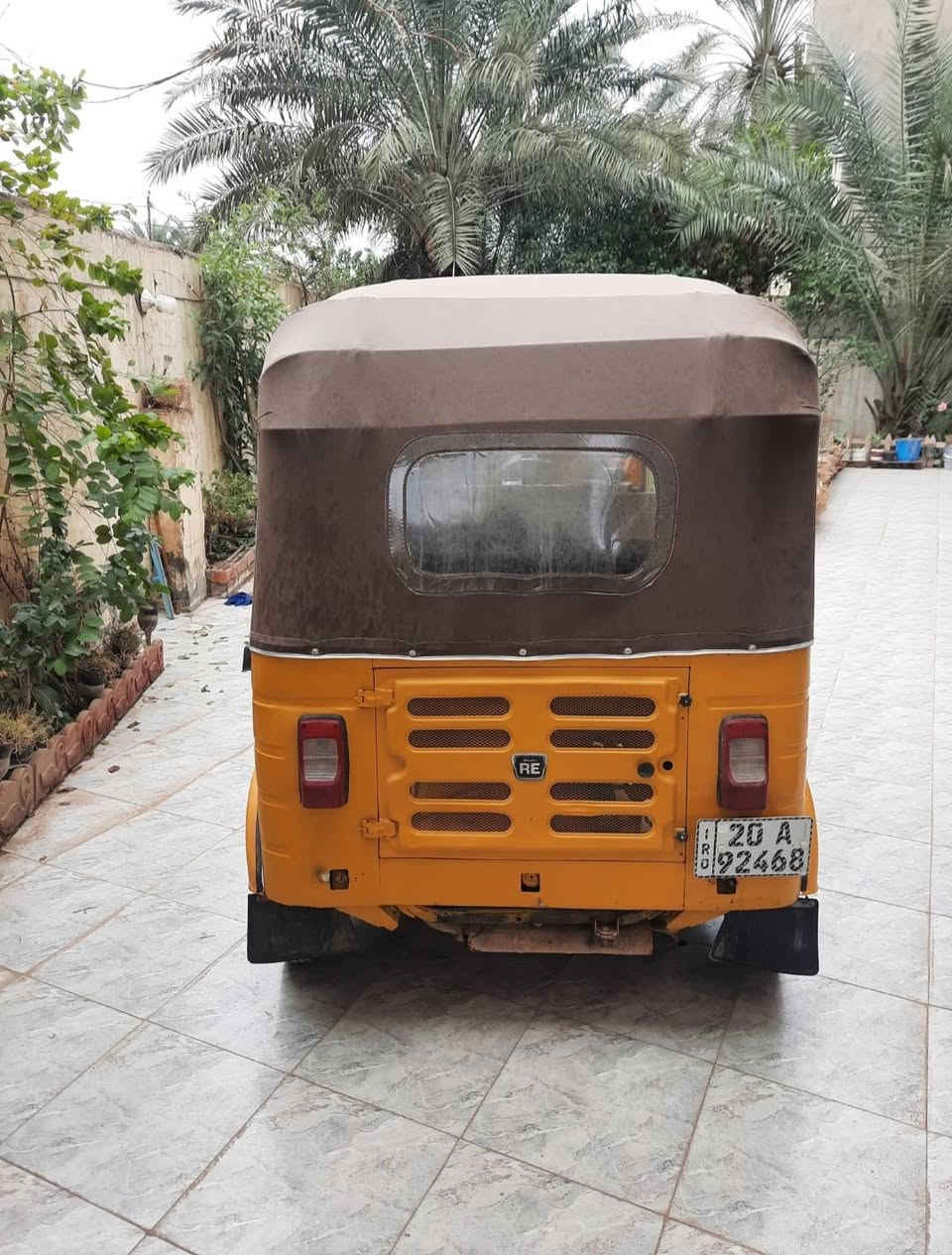 السلام عليكم تكتك للبيع موديل ١٨ مكينة خير من الله لا تنقيص لا تبخير معمرة كاملة ما ناقصهة شي سعرهة ٤٨٠٠ وبيهة مجال مكاني بعقوبة مدخل الرحمة وهاذ رقمي ***********
