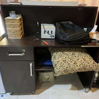 ميز كاشير • خشب ثقيل • مكان الكندي الثانية