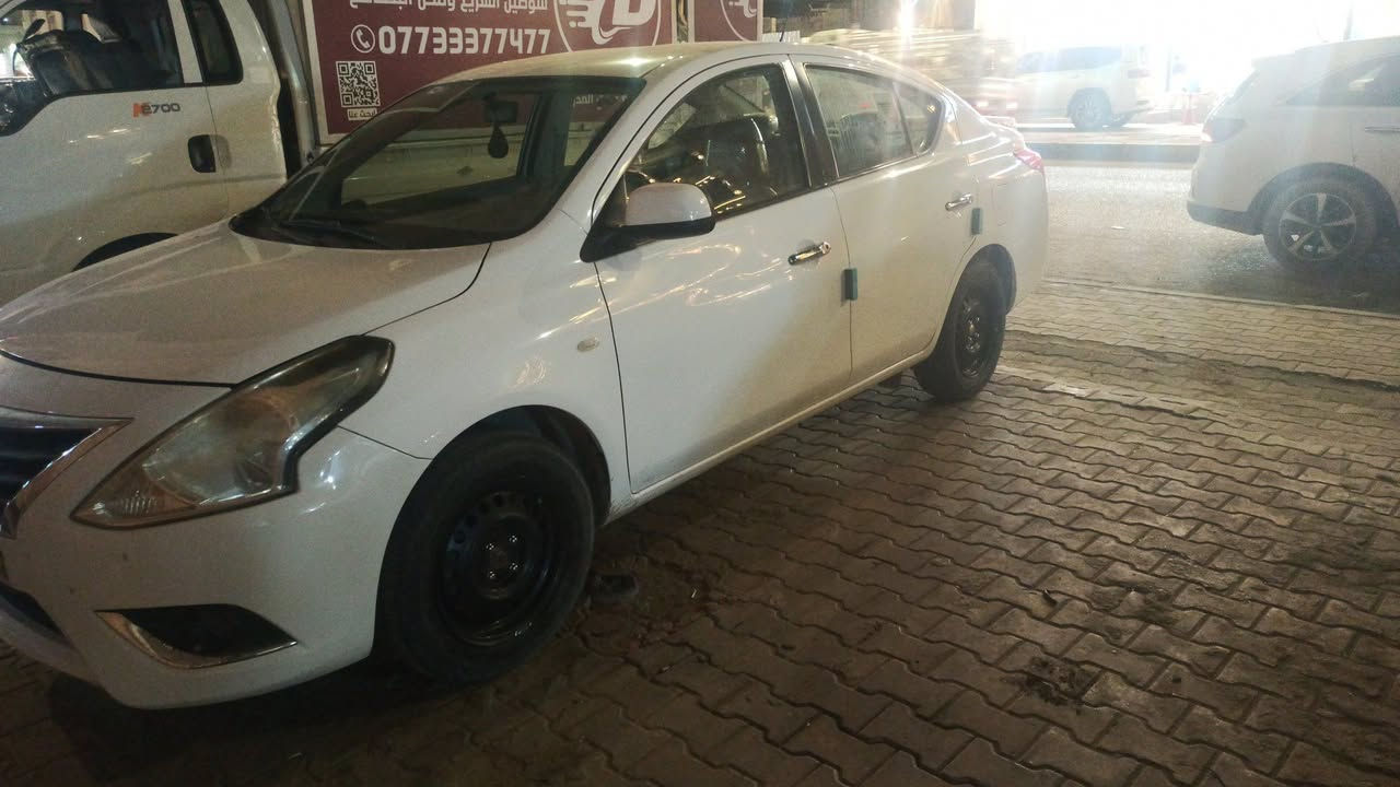 نيسان سني 22 رقم اربيل دولي هنديه كفاله مدوشمه كشنات ورظيه وشاشه بيهه السعر 111 وبيهه مجال سياره حلوه وجاهزه ***********
