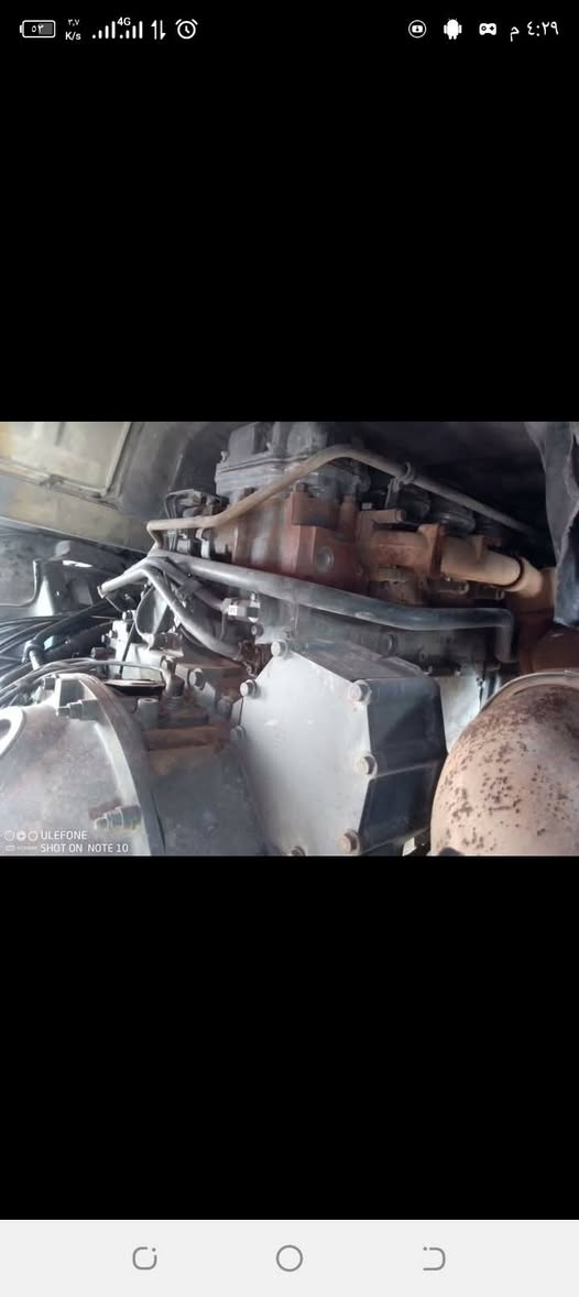 سلام عليكم اسكانيا تنكر للبيع موديل 2001  السعر 120 وبيها مجال  عنوان بصره سفوان رقم الهاتف ***********  ***********
