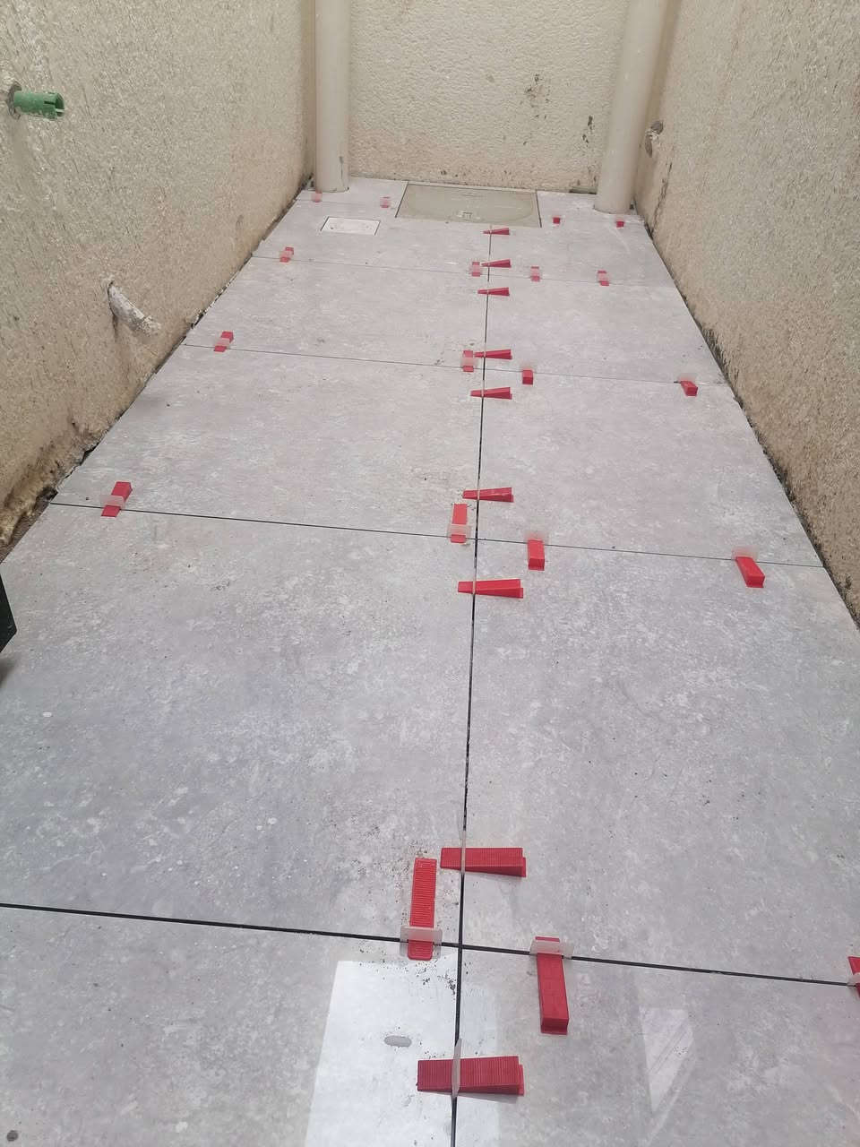 اسطة ميسان شغل جميع الرضيات وال جدران تغليف بايات مرمر كرانيت كاشي تغليف لوح ارضي  ***********
