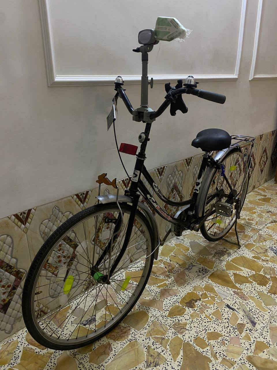 سلام علیکم شباب بایسکل البیع بناتي یاباني حجم 26 کامل مابي نقص تایرات کدامك بل صوره کاملات جوابه جدد بایسکل حلو بي بریك خلفي بل مکان نقصه بس بریك امامي والباقي کامل کله کشن جدید طبي کامل نضافته 100/80 تریده بدون غراض تریده هوه والغراض بکیفك هوه و الغراض یخلتف السعر و بدون غراض یختلف  بدون غراض اب 85 وبي مجال الطیبین  مکاني بغداد الشعب الاستفسار ***********
