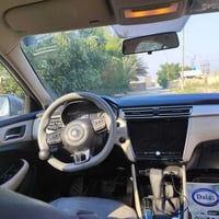 ام جي 5 للبيع موديل 2024 مواصفات كومفورت بصمة شاشة كبيرة تدعم كار بلي ...