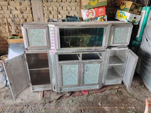 كاونتر وملحق السعر75الف بيع مستعجل العنوان حله ورديه خارج قرب علوت المخضر يم البسطيات مال المخضر  ***********
