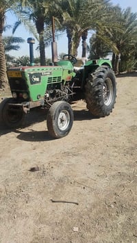 سيارة 2000 • مكينة جاهزة • ناصرية البطحاء