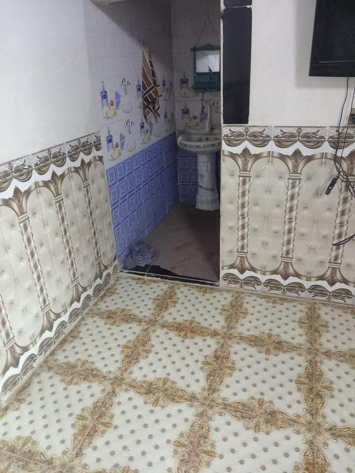 بيت للبيع في أعويجيلة

* مساحة القطعة: 300 متر مربع.
* البناء شبه مكتمل، والمتبقي فقط تنفيذ السقف الثانوي.
* مناسب للسكن أو الاستثمار.
* السعر: 40 وبي مجال.
* للتواصل: (***********)
