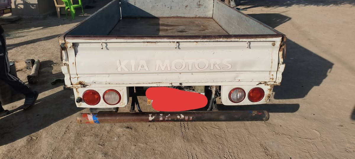 كيا للبيع موديل 2010 سيارة كفالة عامة السنوية 27 باسمي تحويل مباشر السعر 95 
وبيها مجال  رقم السيارة بابل  العنوان بابل الحمزة الغربي 
الاتصال ***********
