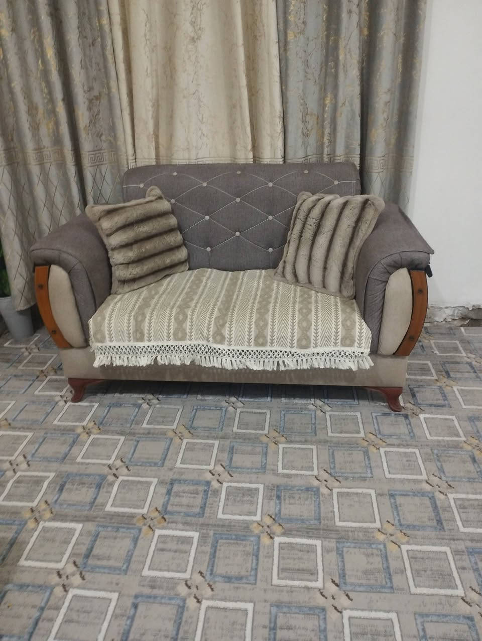 تخم 10مقاعد 3طبلات لمكان بغداد
***********سعرقفل500
