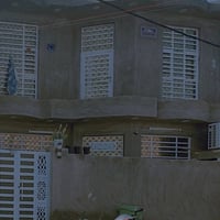 مشتمل 100متر ركن على شارعين للبيع طابقين يتكون من ستقبال وصاله وغرفه و...