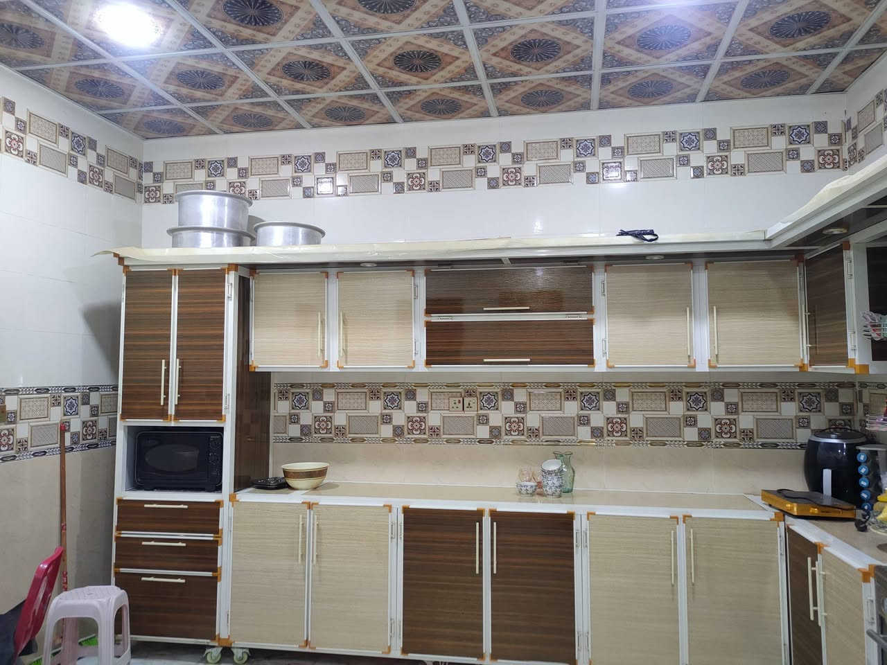 بيت زراعي خلف شقق الزيتون المساحه 277ركن على شارعين البيت تعبان عليه والله للستفسار على هاذه الرقم او على الصفحه ***********

