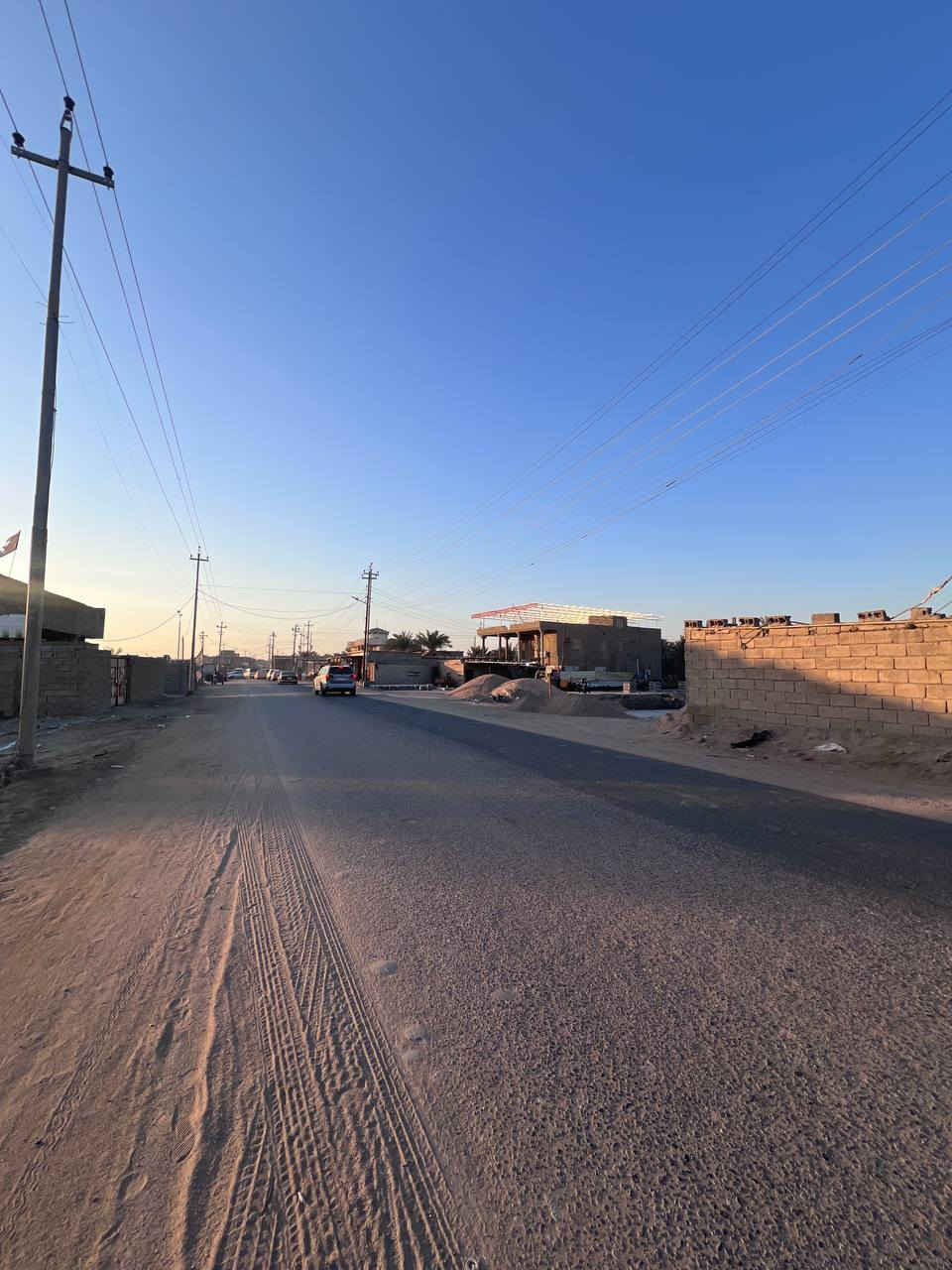 موقع تجاري وفرصة استثمارية .
يتوفر ثلاث قطع #للبيع 
وقف سني مسجل اصولي 
مساحة كل قطعة ( 300م )
إبي الخصيب - طريق الوسطي - قرب تقاطع حي العسكري
خلف القطع نهر جاري / واجهة كل قطعة 10م
#سعر_القطعة :: 75 مليون قابل للتفاوض .
#للأستفسار ::***********
