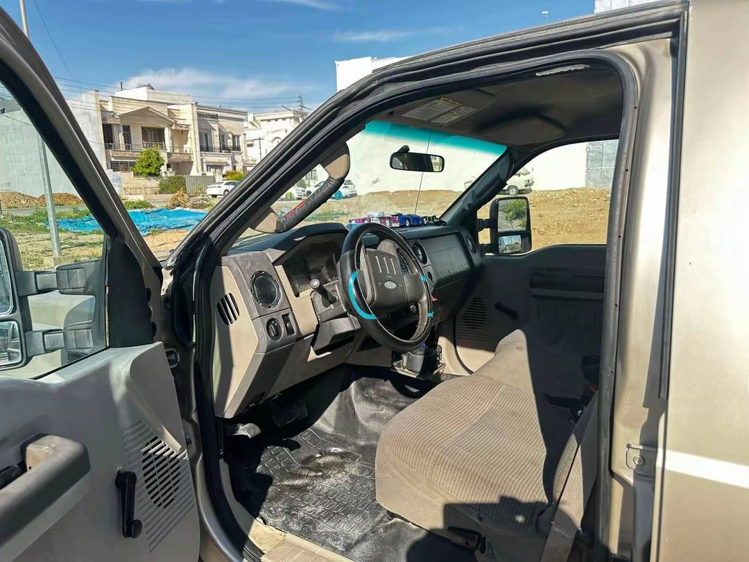 السلام عليكم بيكم فورد اف 350 ديزل [كاز] 2008
مكينه 8 سلندر مسويلها ادامه كامله للفلاتر 
دهن مكينه وكير وفلاتر كلتم جدد امبدلهم 
السياره عليها برمجه حذف DPF و EGR 
السياره كثير قويه وكامله ماناقصها شي 
السعر 100 وبيها مجال للتفاصيل ***********
