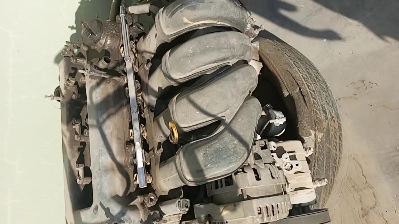 توجد مكينه للبيع  جيلي موبل وكير وتفرعاتها المكان ديالى تقاطع الجيزاني مقابيل الكبان مال ابو صيده ***********
