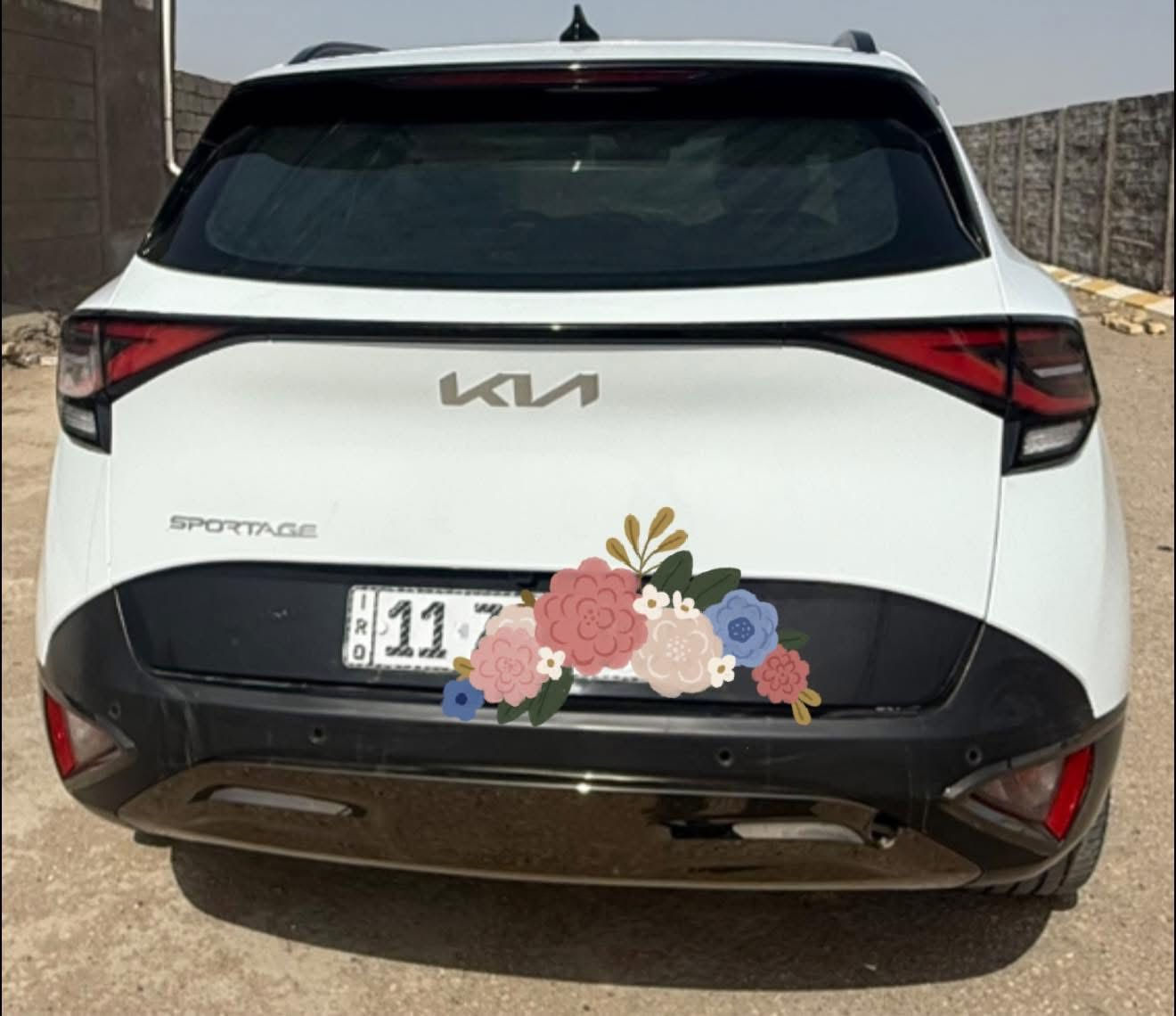 كيا سبورتج مودل 2025 وارد خليجي فول مواصفات عدا البانورامه 
ابلاك ادشن
رقم بغداد 
ماشيه 7600
بصمه 
تشغيل عن بعد 
صندوق كهربائي كشنات كهربائي 
دواخل زيتوني 
ارقم بغداد 
يوجد ضرر بسيط في حوض الجنطه
السعر 235
الاستفسار 
***********
