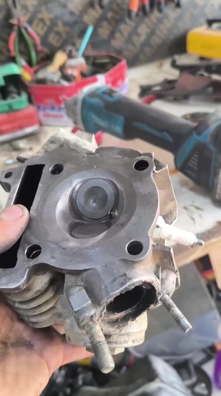 السلام عليكم 
بوشه وكور 63 ولفين كبار TD كلهن مطابقات ولفات كامشفت جواكيج بستم جيب وشد 
سعرهن خاص حبايب
مكاني حله توصيل موجود


**إذا كنت صاحب هذا الإعلان وتريد حذفه لأي سبب، رجاءا أرسل رسالة إلى الدعم الفني**