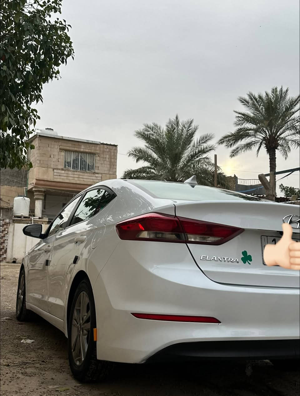 السلام عليكم من رخصة الادمن النترا موديل ٢٠١٨ امريكي رقم بابل تحويل جديد السياره خير من الله مكينه كير حداديه تخم تاير باتري جديد ماشيه ١٤١ مواصفاتها نص فول رادار شاشه كامره دواره  ويا كب ثلاث انظمه قياده حادثه ثلاث قطع ونص بنيد وجاملغ جهة السياق والباب ونص الباب الخلفيه ونص التكمه مصبوغ نفس الجهة حادثها من امريكا عنوان السياره بابل سعرها ١٢٥وبيها مجال رقمي ***********
