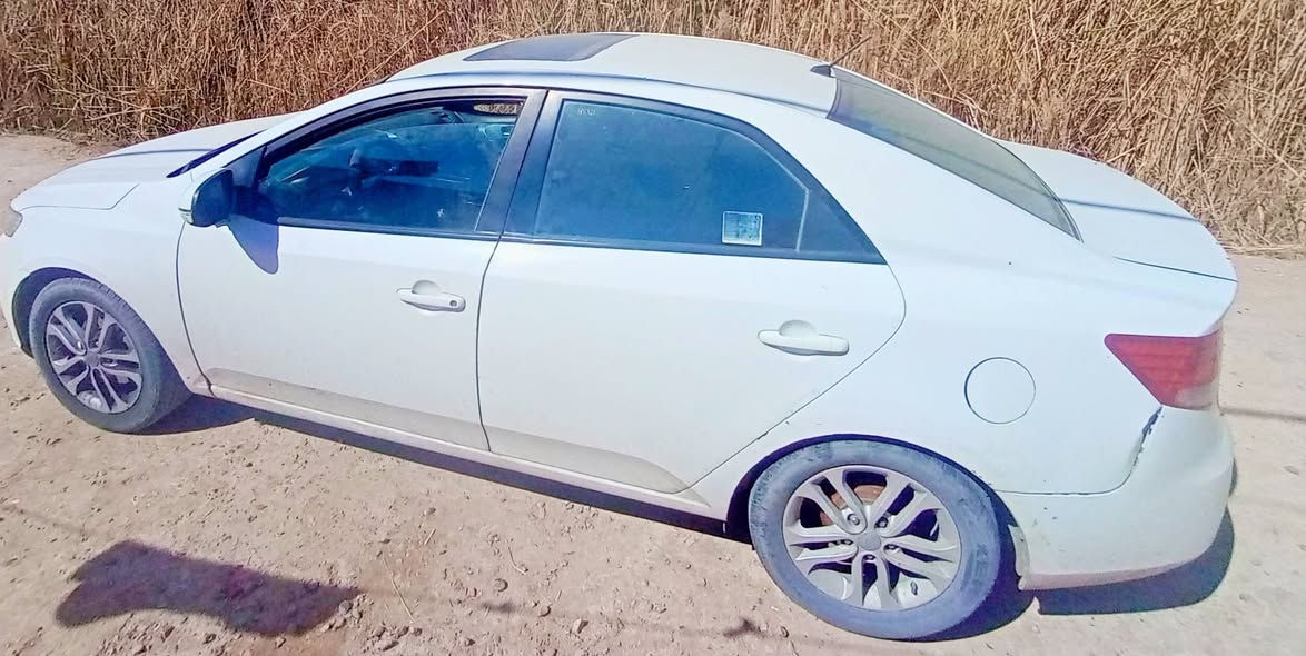 كيا سيراتوا 2011 خليجي 
مكفولة كفالة عامة من الصبغ عدا قطعة واحدة مبدلة بلادي من الشركة 
مكينة 1600 رقمه كربلاء 
فول مواصفات تبريد ثلج تدفئة كله شغال فتحة بالسقف بصمة اشاير بالمري كاملة مكملة السعر 105 وبيه مجال بسيط كلش 

مكان السيارة كربلاء
***********
***********
