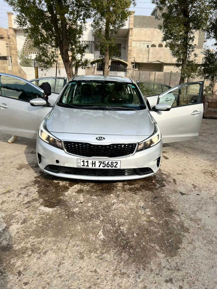 كيا فورتي 2017
حادثهة طخة بالبابين جهة اليمين
ماشية 61,000 جديدة جداً
رقم بغداد الجديد باسمي
تحويل مباشر
مواصفات اعتيادية 
كير محرك تبريد صدر تايرات كلة مكفول 
السعر 125
مكانهة بغداد حي الاعلام 
***********
