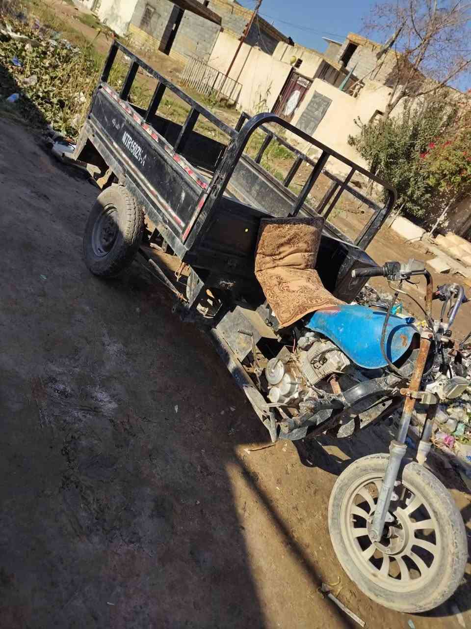 ستوته للبيع كلك موديل 17 ستوته نضيفه كهربيات شغاله نكره سلف تايرات جوبلس ستوته جاهزة ومناسبه 
السعر 450 قفل الشراي يتصل ***********
