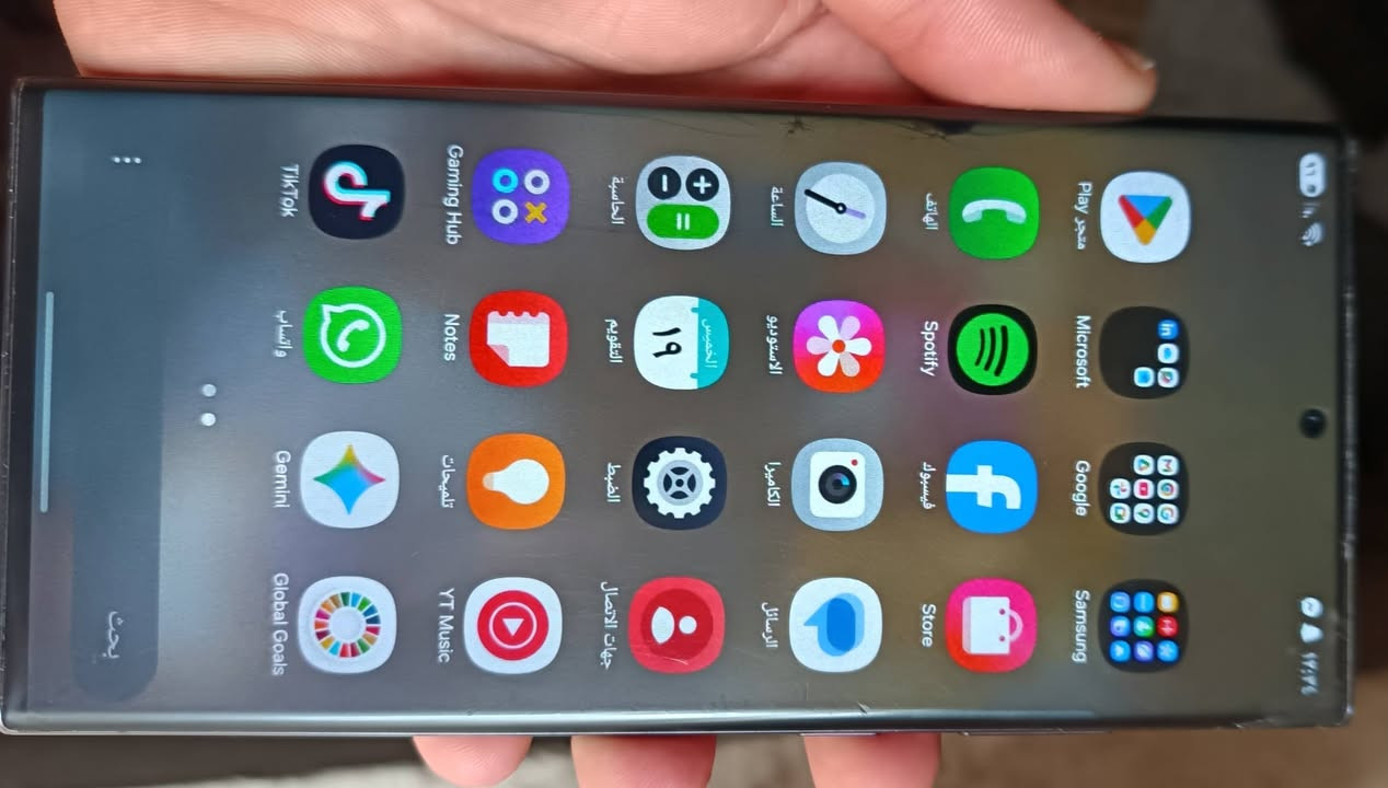 سلام عليكم الترا 23للبيع ذاكره 256 جهاز بي نقطه بل حواف كدامك. وصارلك هواي ما كبرت وبي فطور قليله مابينه سعر 350 رقم***********
