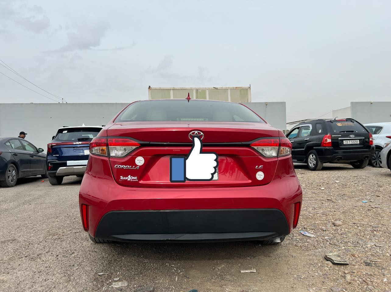 للبيع كورلا موديل 2021 وارد ياباني شكل امريكي
مواصفات سيارة LE معروفة 
مثبت سرعة 
خروج عن مسار 
مانع تصادم 
رادار 
مانع انزلاق 
هاند بريك بصمة 
نضام ايكو 
شاشة لمس تدعم ابل كار بلي 
كامرة خلفية
مكينة 1800 المرغوبة بانزين عادي
ماشية 61 ميل 
سيارة كاملة وجاهزة مال جناي 
حادث سيارة موضح بالصور 3 قطع جاملغين وباب مرشوشة صفحة سايق  
كير مكينة تبريد شاصي لغد مكفولات شرط الفحص بجم مابي ضرر 

مكاني بغداد الصالحية 
***********
