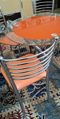 ديوان تركي • نظيف • ميز طعام ٤ كراسي