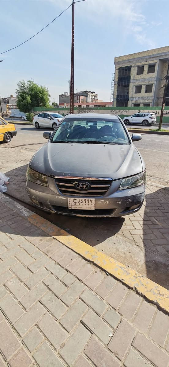 السلام عليكم بيع سريع ومستعجل 
سوناتا ٢٠٠٨ مكينة ٦ سلندر رقم بغداد باسمي 
السيارة جاهزة بيها نواقص بسيطة 
كير محرك تبريد شغال 
السعر ٧٣  بيها مجال
مكاني بغداد العامرية 
***********
الشراي يتصل ويدلل
