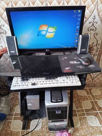 حاسبة • كمبيوتر