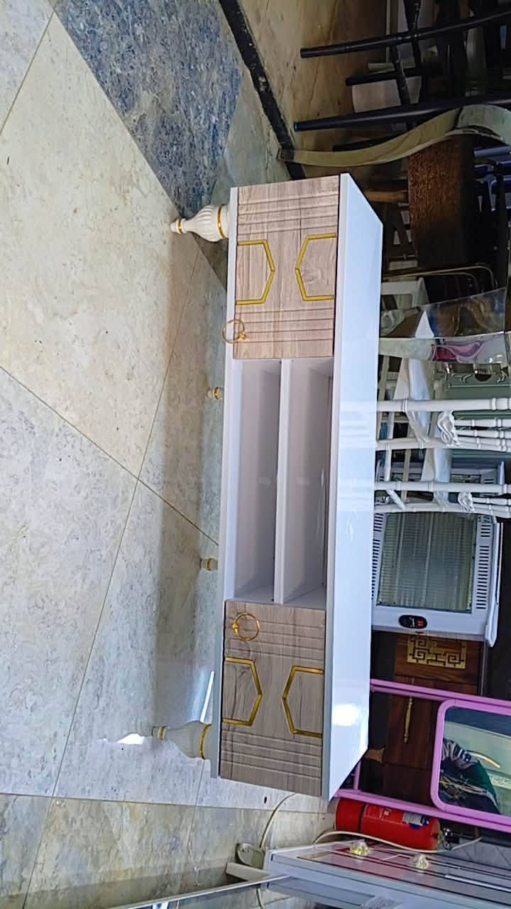 للحجز والاستفسار ميز بلازما أشكال مختلفة ***********
