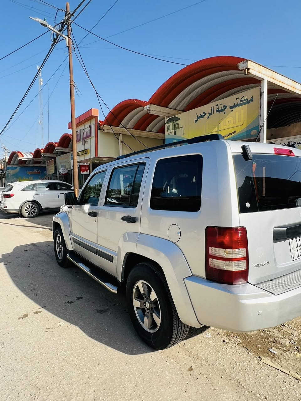 جيب لبرتي 2008
السياره كفاله من الصبغ والضربه 
محرك3700 كير بحاله جيده
شاشه اندرويد
سنتر لوك
فور ويل 
كامره
حساسات
السعر 105 
المكان بابل
للاستفسار اكثر الاتصال على الرقم التالي ***********
