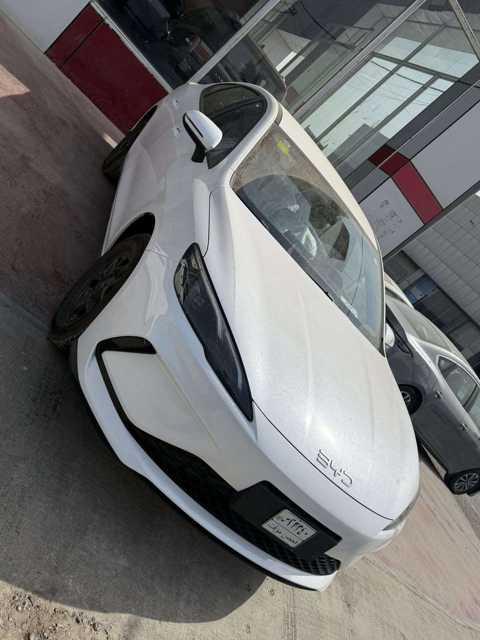 السلام عليكم BYD سيل 5 موديل 2025 سيارة زيرو على وضع الشركة 

(ملاحظة ) السيارة بيه طخة بلجنطة موضحة بلصور 

السعر 17500 قفل 

مكان السيارة السيدية

للاستفسار ***********
