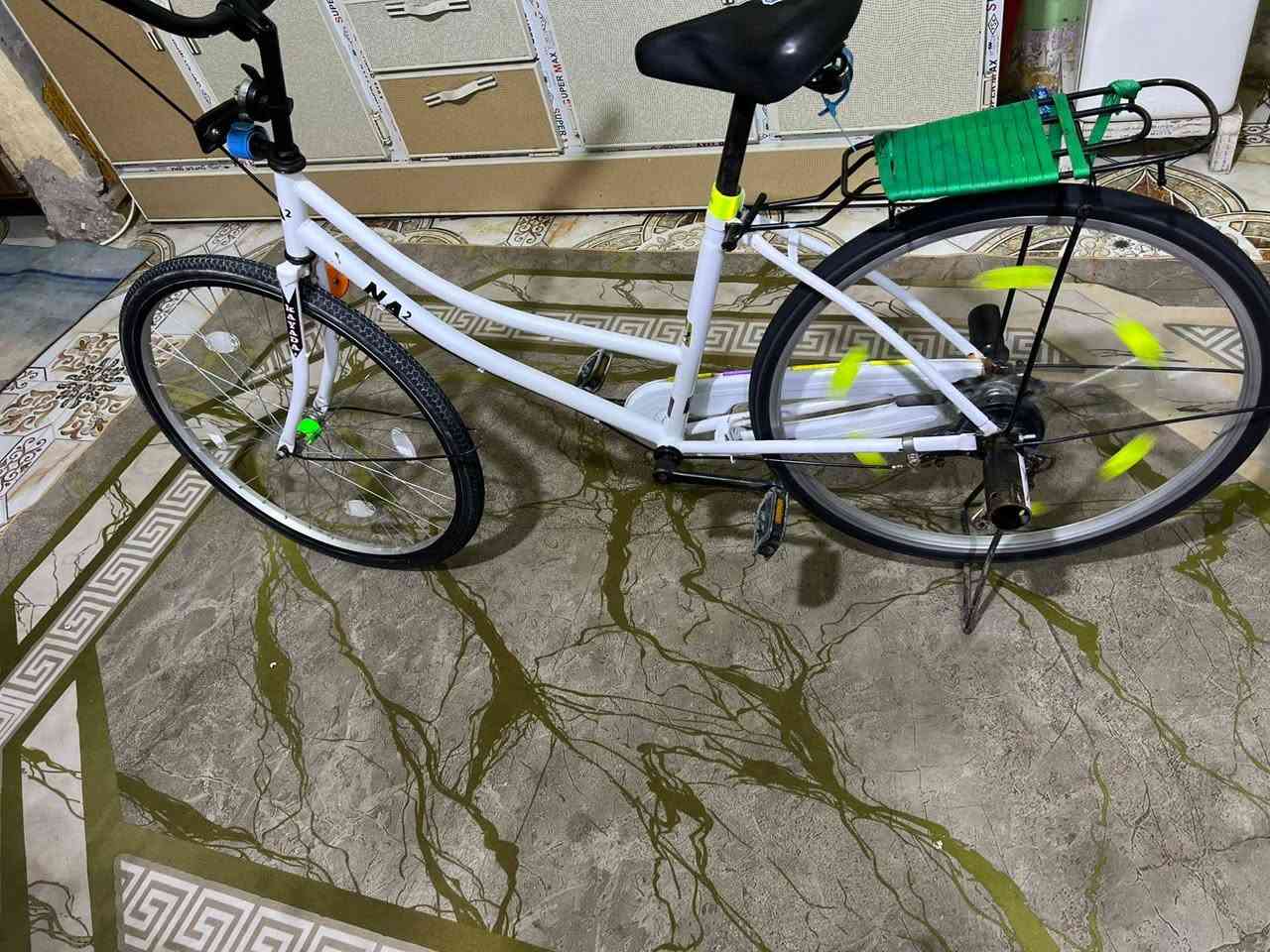 سلام عليكم بيسكل للبيع او مراوس سانتوس فقط 
شركه AN2
مديل 2020 رنك كدام مبدل  بس اما رنك وره مامبدل
بايسكل نضيف كلش نضافته 96%100
باله مو تجاري 
مداكره موجودات كلشي كامل بايسكل قبل سنه من زلته حاويه مجمبزه كفاله بس رنك كدام مبدل بعد كلشي مابي رنك وره ما مبدل 

حجم 26
سعر 125 وبي مجال لطيبن
رقم ***********
عنوان ابو خصيب محيله
