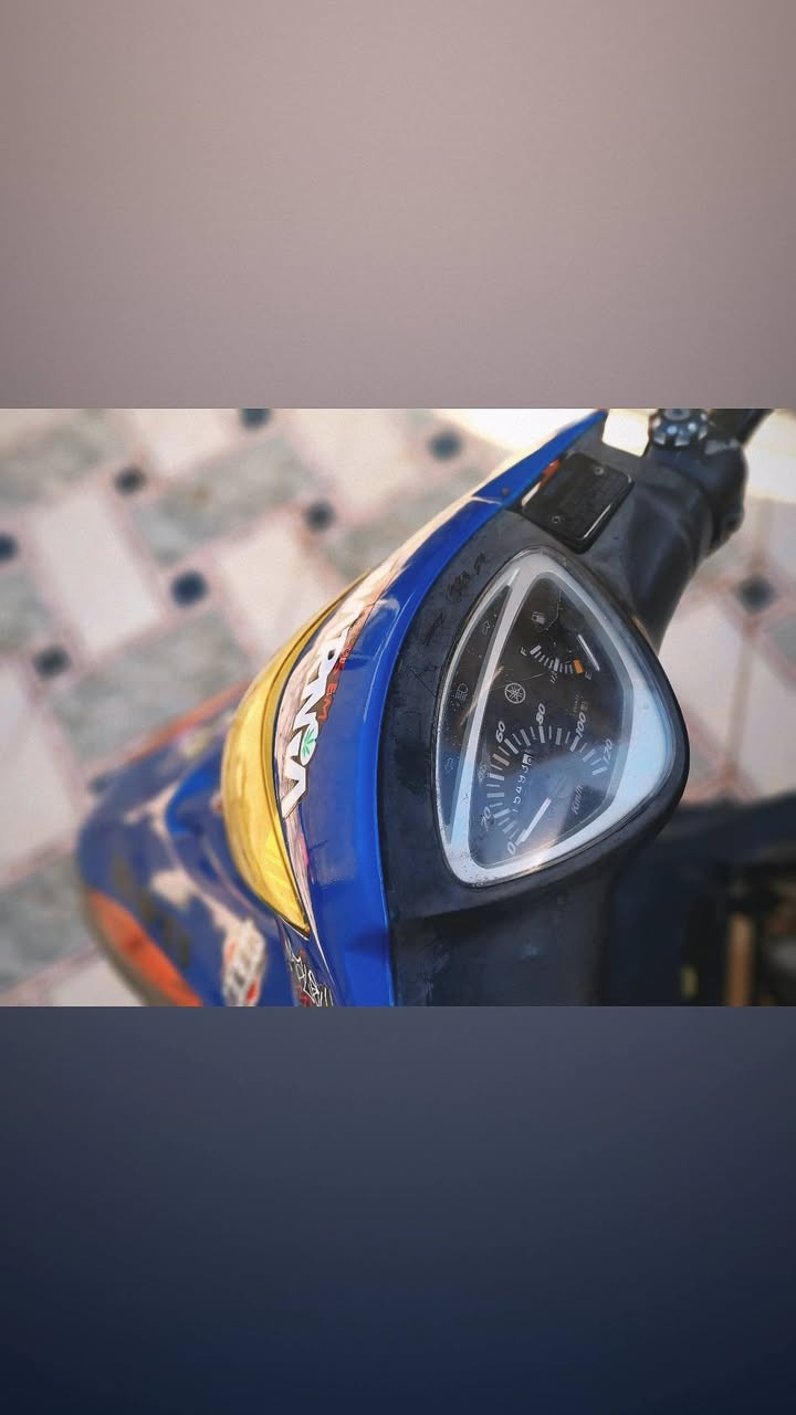 السلام عليكم  دراجه ماكس عدله للبيع.
. 

. 

. دراجه مرتبه وما عايزه شي وبيه غراض مزوده بيه كفر اصلي اربعه ولف ولونه مميز وبيه اشاير اربعه ولف اصليات وبيه ويل نجمه  التجاري مو الاصلي وبيه قبق فلاوين اصلي وبيه قطرت دهن اصليه وبيه رصطت رقم اصليه وبيه يدات بريك رياضي وبيه يدات بانزين رياضي  الدراجة مامفتوحة مكينتهة49 شك الكاع نشطة الدراجة    مكاني ديوانية قضاء المهناويه.  سعر الدراجة خاص او هذا رقمي ***********
