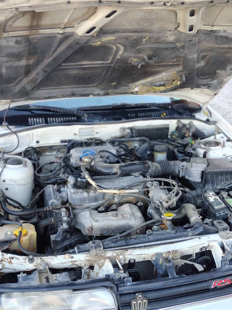 🚗 مازدا مۆدێل 1988 (خاوێن و بێمەشغەڵەت)
​بۆ فرۆشتن، ئۆتۆمبێلێکی زۆر خاوێن و توندوتۆڵ بە مەرج و مواسەفاتی نایاب:
​🔹 مواسەفات و تایبەتمەندییەکان:
​جامەکان: چوار جام کارەبایی
​سەقف: سڵاید
​گێڕ: عادی
​تایە و پاتری: چوار تایەی تازە و پاتری تازەی بۆ بەستراوە
​گێڕ و مەکینە: بەشەرت و بێ کێشە
​🔹 دۆخی یاسایی و بەڵگەنامەکان:
​ژمارە: سلێمانی (ڕەقەم باریک)
​سەنەوی: 2023 بەسەرچووە
​تەحویل و غەرامە: بەشەرت (موس بڕاوە و ئامادەیە بۆ تەحویل)
​🔹 دۆخی بۆیاخ و بەدن:
​بۆیاخ: سبوغی بیلادی خۆیەتی
​تێبینی بۆیاخ: تەنها یەک پەڵە لە چامڵغی پێشەوەی لای سایەق سبوغە، باقی گشتی بەشەرت.
​📍 شوێن: کەرکوک
​📞 ژمارەی مۆبایل: *********** كركوك, العراق
