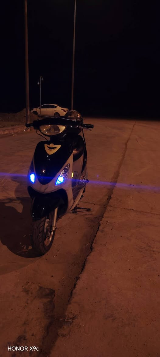 سلام عليكم دراجه ماكس منغولي له بيع مكفوله من كلشي دراجه كهربائيت كله شغاله نكرت سلف مديل 2006 مكان السماوه الوركاء رقم *********** متواجد
