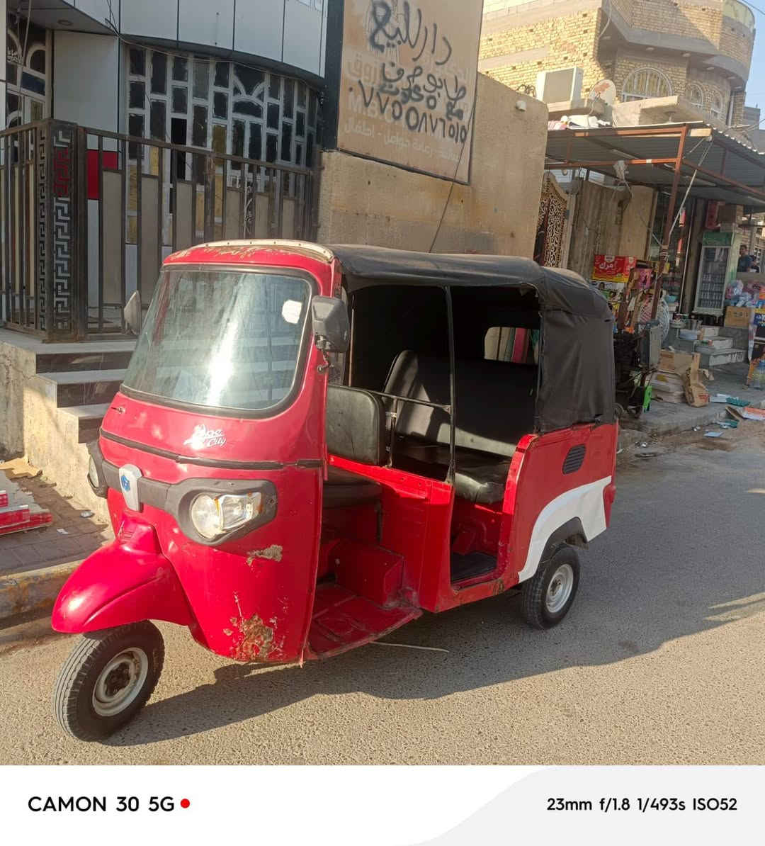 سلام عليكم تكتك بياجو البيع مديل 18 محور مكينه تيفيس 22 وراق سعر مليونين ونص *********** المكان بصره دور الشرطه
