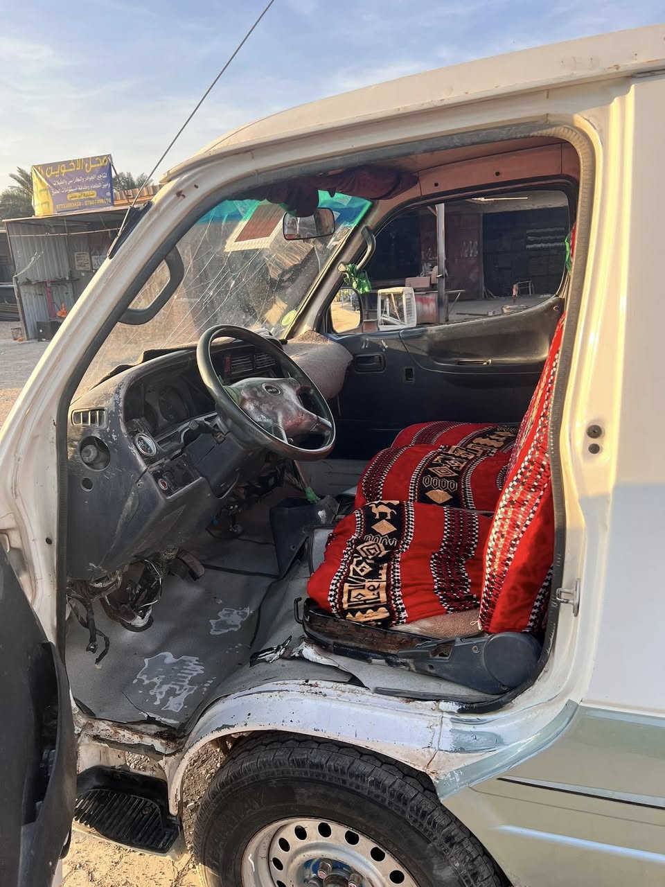 السلام عليكم من رخصت  الادمن جنبي 10سنويته جديده السعر ٥٠وبيه م ال باقي التفاصيل اتصل *********** مكلف بنشر
