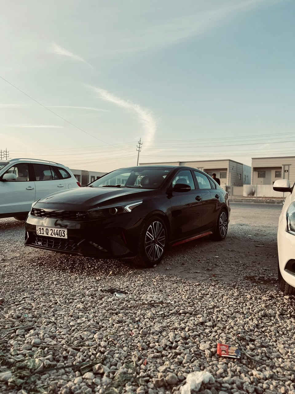 السلام عليكم ورحمة الله وبركاته 
كيه فورتي مديل 2022 فول سياره من عده فتحه جي تي محرك 1600 سياره تحكم ستيرن مثبت سرعه ثلاث منضومات قياده سيارة تشغيل عن بعد بصمه منضومت سستم سماعات ليت زنون ماشيه 90 حادثه جاملغ وبنبد والاستفسار عله سياره فقط عله هاذه رقم ***********
سعر سيارة 133وبيه مجال لطيبين
