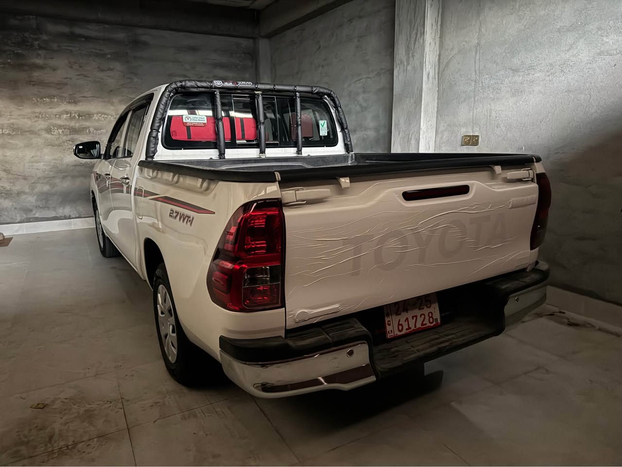 سەریارە هیچی پێوە نیە ماڵی دۆستە 
*********** Singapore
