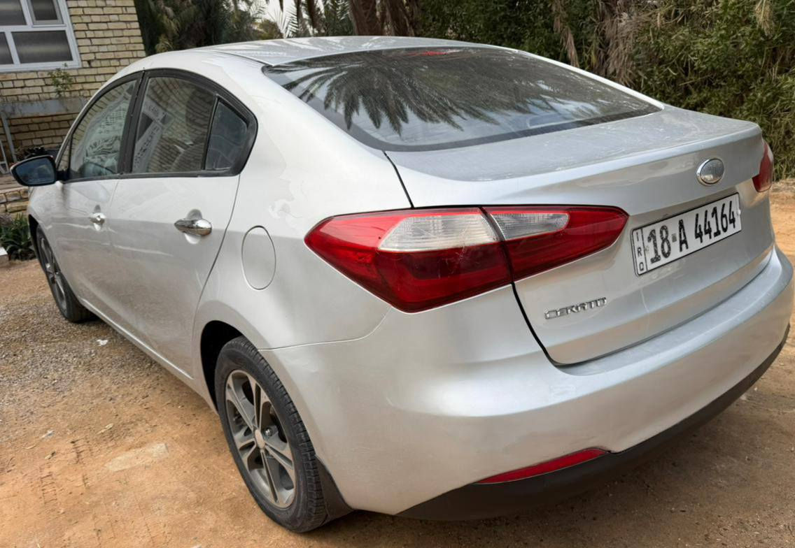 السلام عليكم
اخوان عندي هاي السيراتو موديل ٢٠١٤ بابل فول عدى الفتحه رقم انكليزي جديد مصبوغه احزام 
هيه اكو مكانات جارده وصبغتهن بس انكول احزام السياره مكفوله من ضربه ترايها مال زيرو جديده  اريد سوناتا ٩ او ١٠ او ١١ مقدس شرط حته لو مصبوغه احزام بس كون مابيها ضربه امراوس العنده يدزلي المعلومات ع الخاص ومكاني نجف كوفه


**إذا كنت صاحب هذا الإعلان وتريد حذفه لأي سبب، رجاءا أرسل رسالة إلى الدعم الفني**