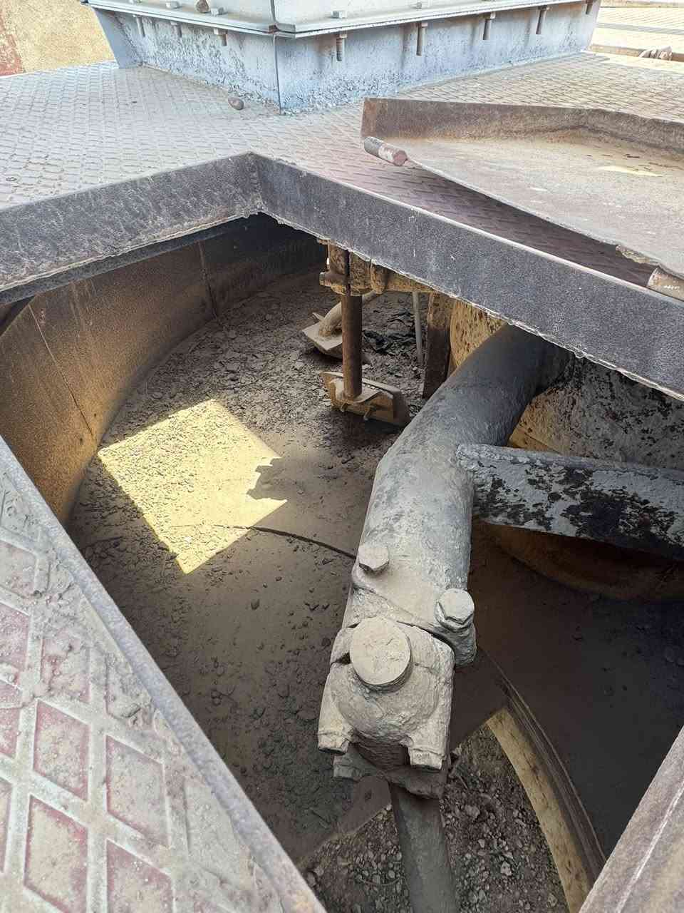 للبيع مكسر 3متر مكسر كامل هوة و تفاصيلة موقع ديالى استفسار رقم ***********
